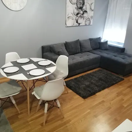 Fit Apartman Белград Екстериор снимка
